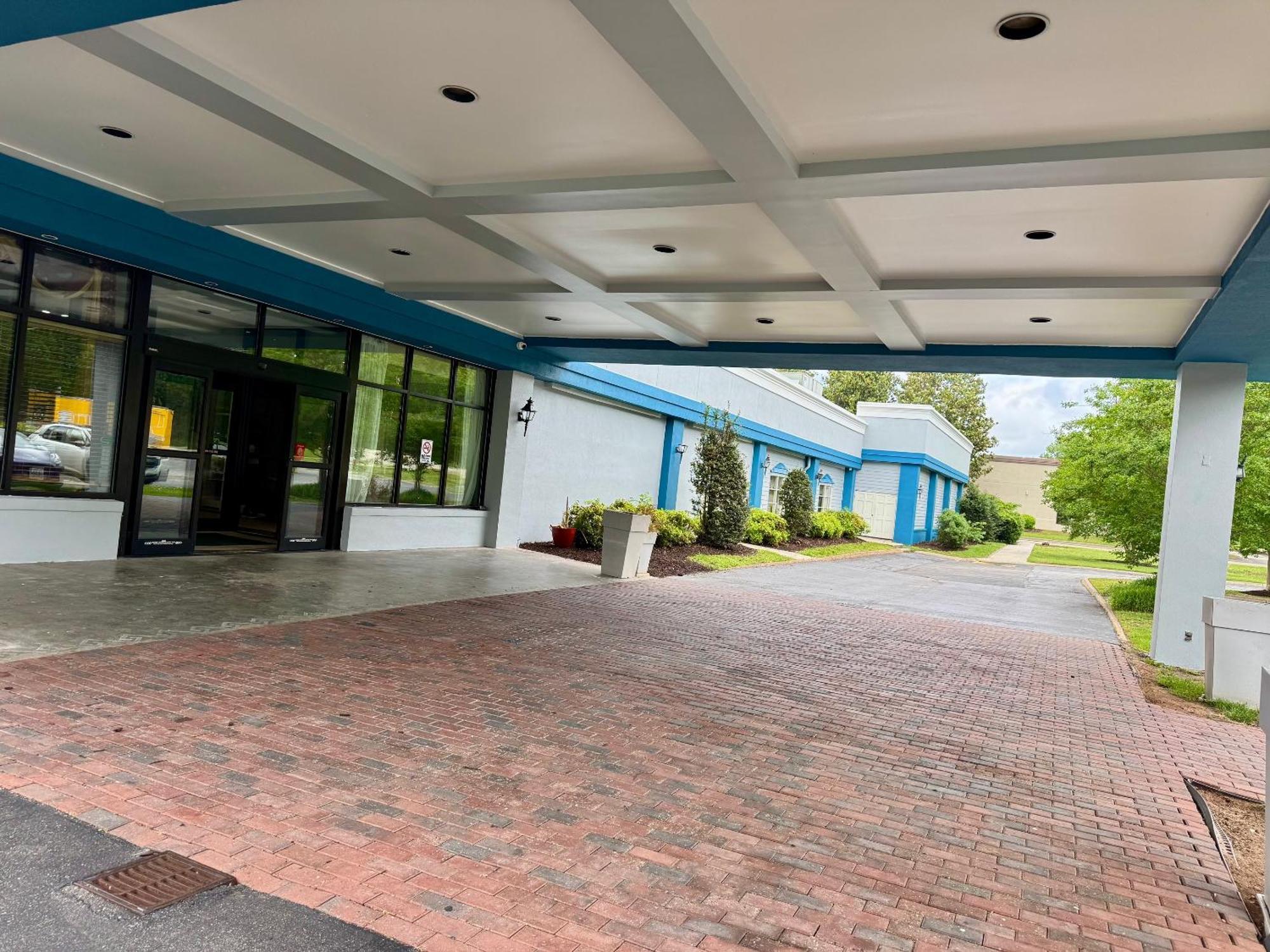 Days Hotel By Wyndham Williamsburg I-64 Екстер'єр фото