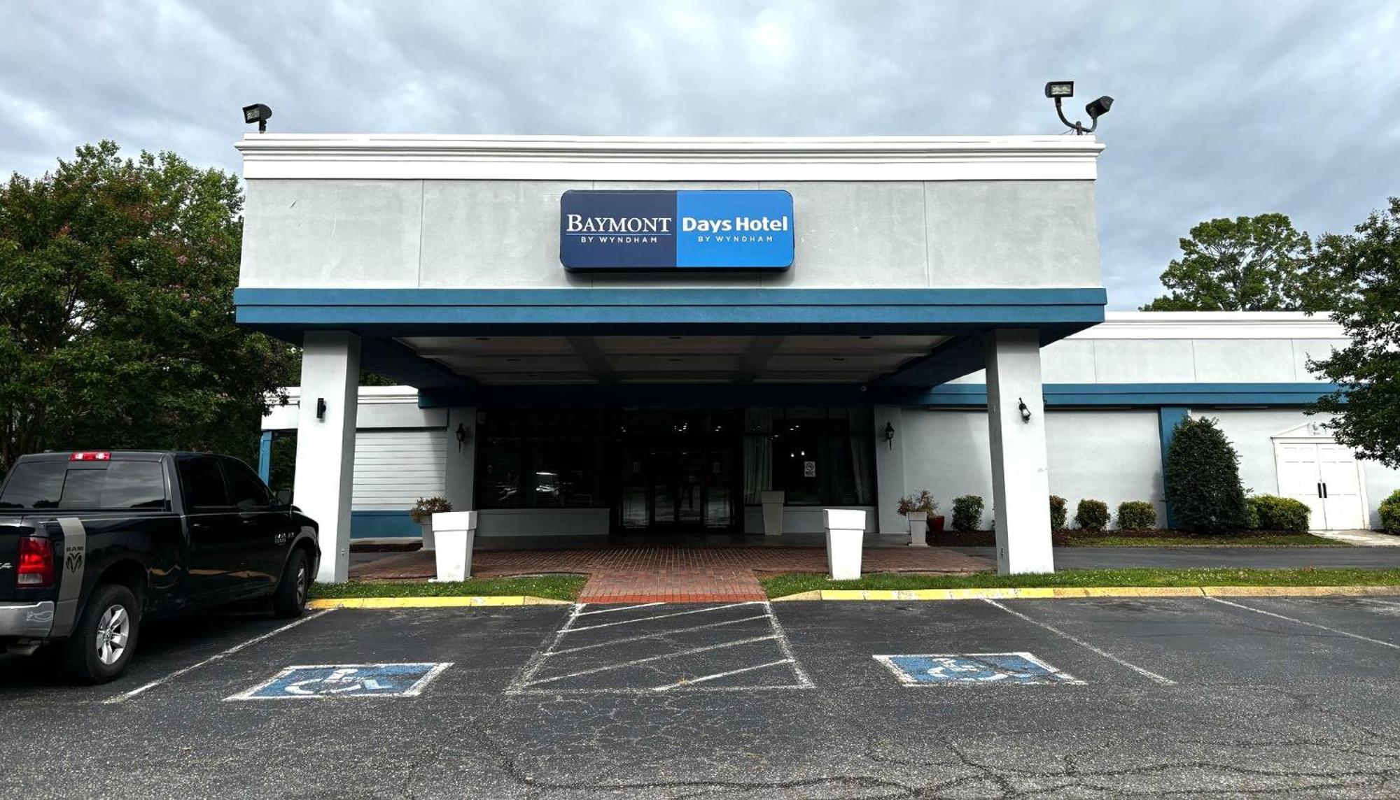 Days Hotel By Wyndham Williamsburg I-64 Екстер'єр фото
